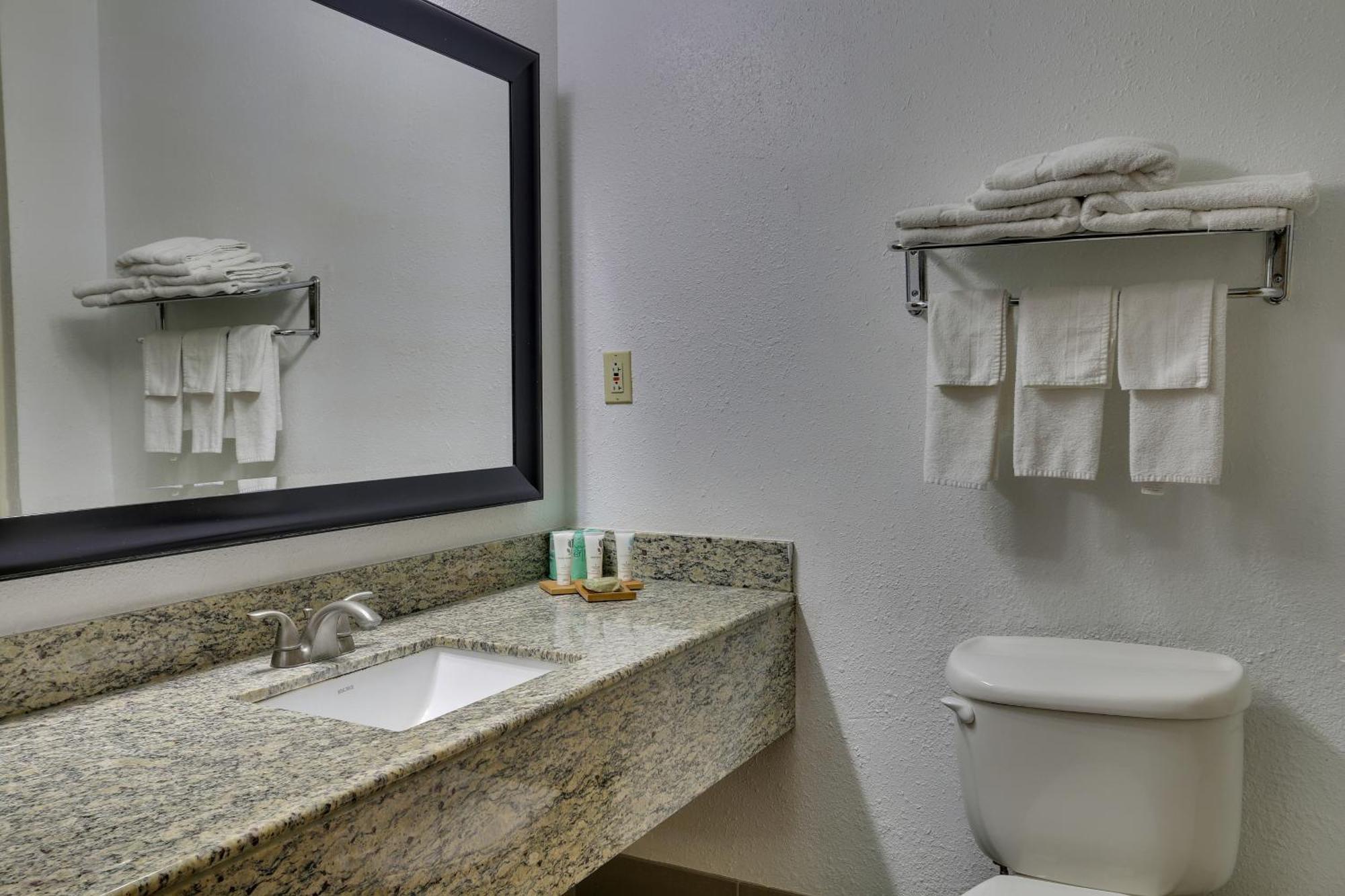 Country Inn & Suites By Radisson, Savannah Gateway, Ga Eksteriør billede